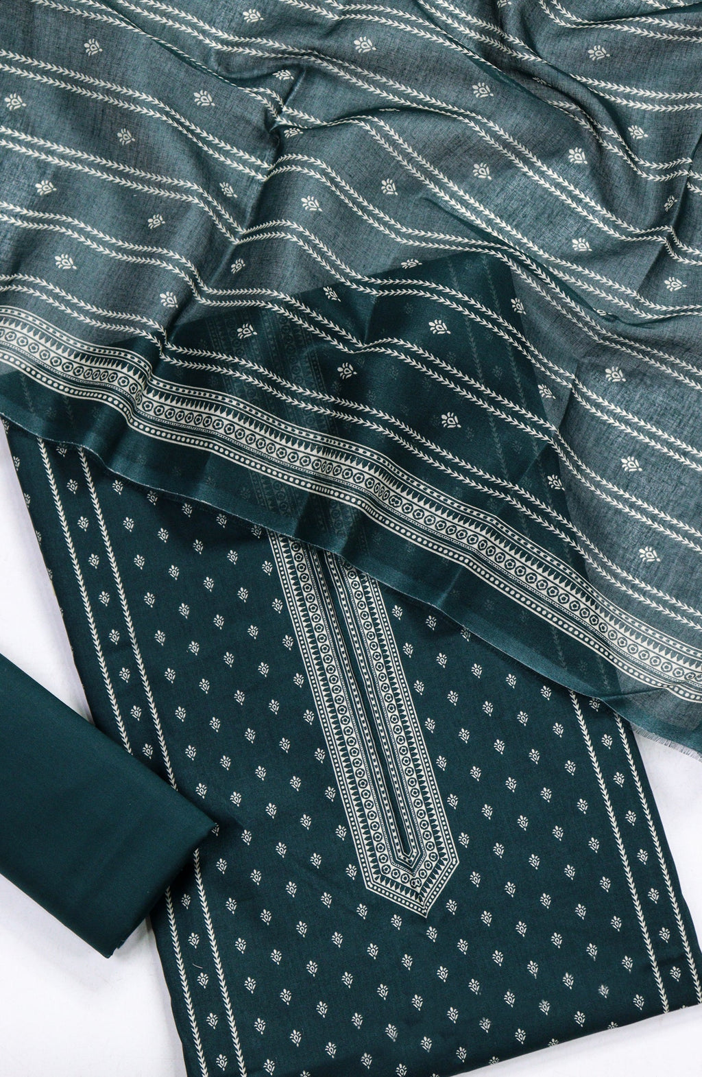 Printed Lawn Unstitched 3 Piece Suit
