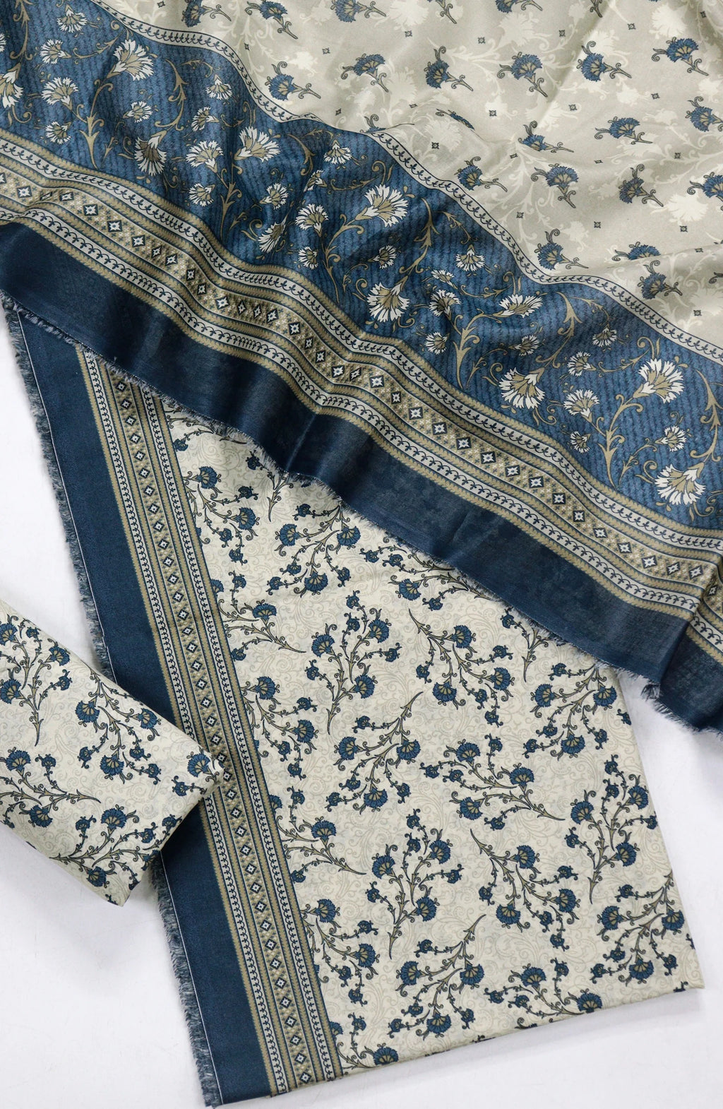 Printed Lawn Unstitched 3 Piece Suit