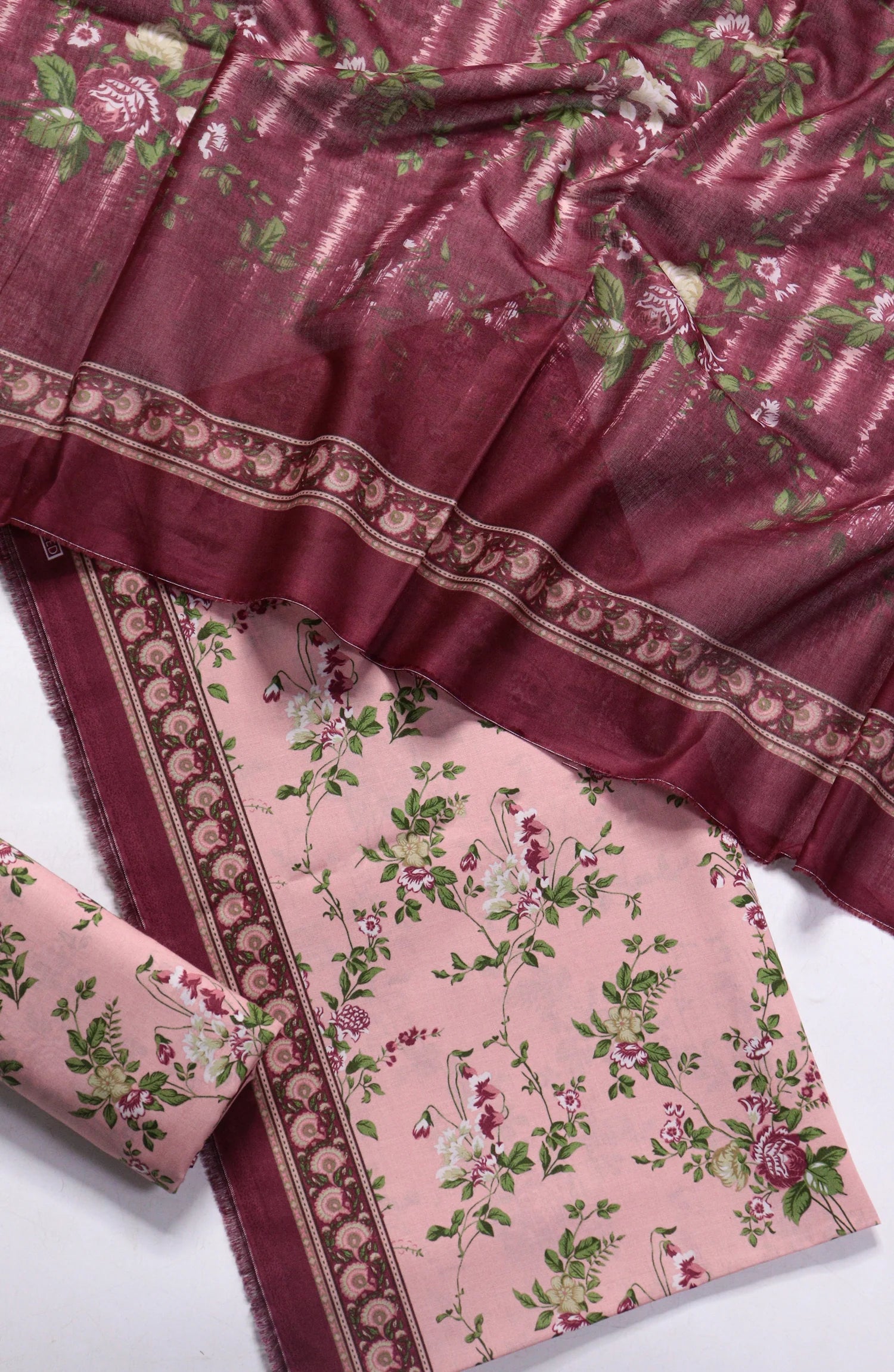 Printed Lawn Unstitched 3 Piece Suit